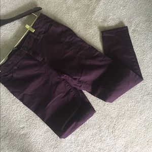 Vera Wang skinny denim in plum